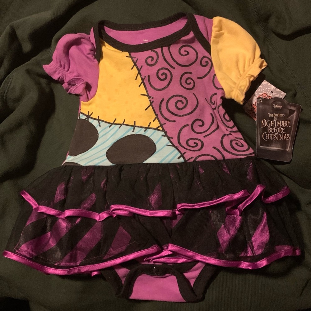 NWT 0-6 Months Nightmare Before Christmas Sally Baby Halloween Costume Onesie